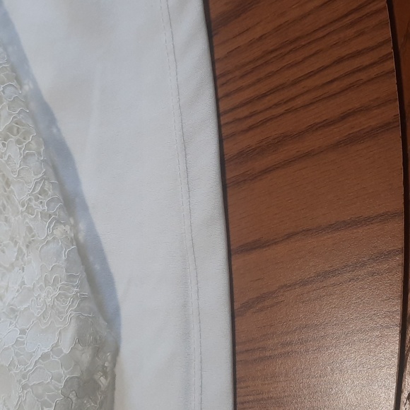 Fever lacey overlay top with ruffled arms size large - Picture 7 of 16